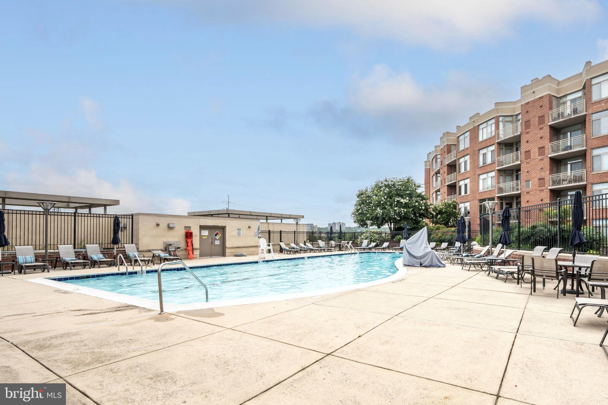 3650 S GLEBE ROAD 450