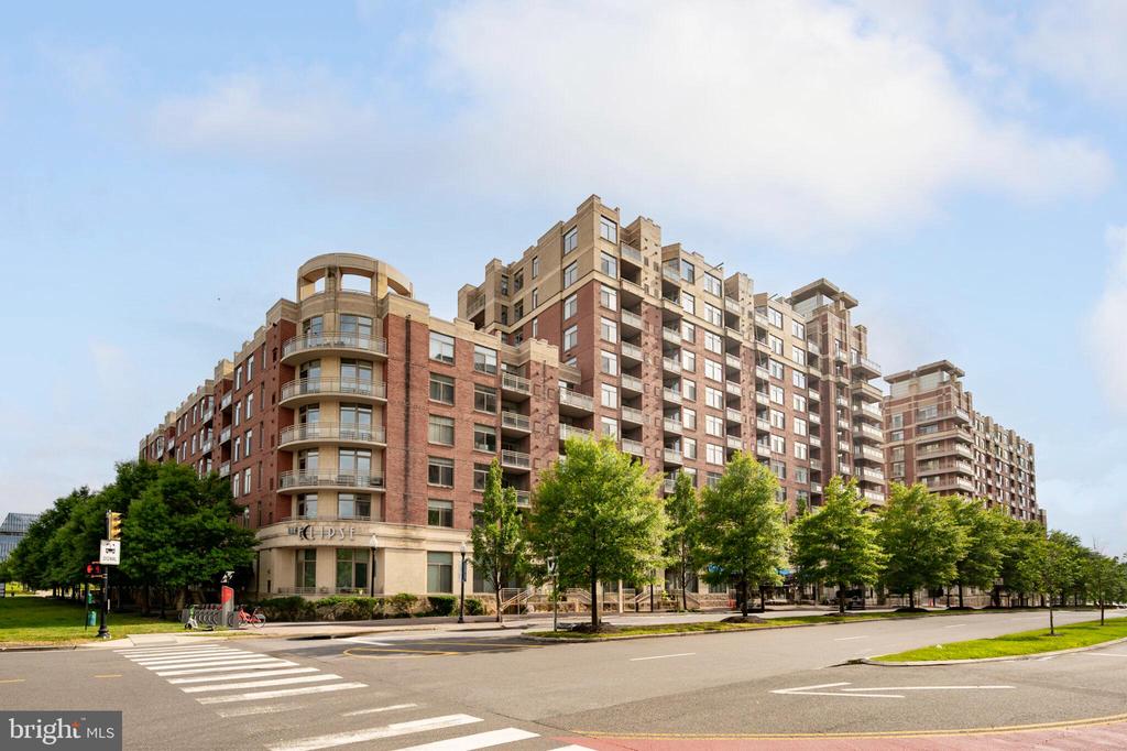 3650 S GLEBE ROAD 450