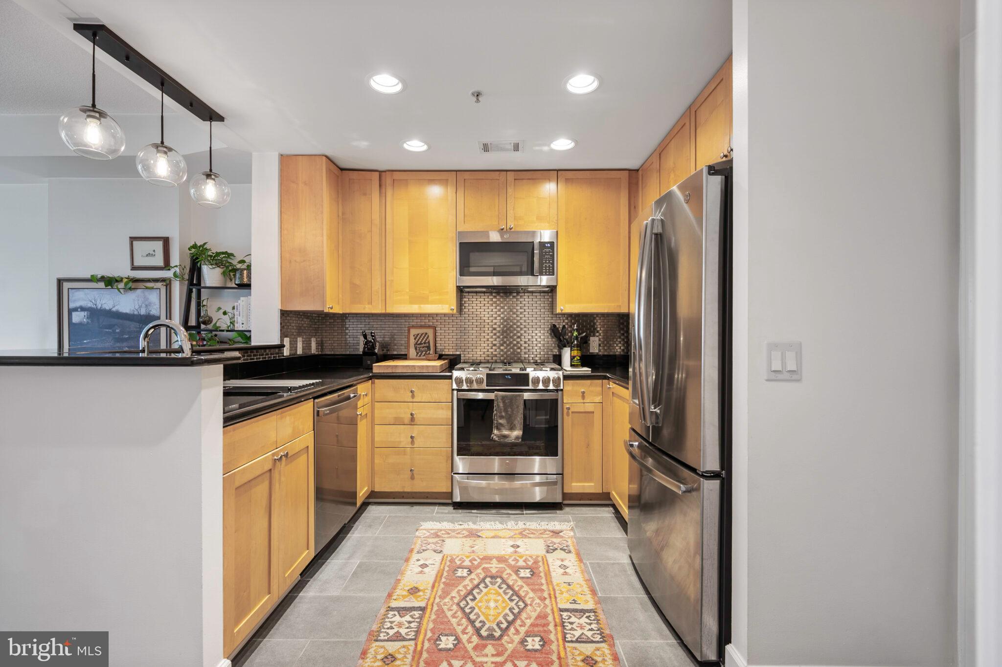 3650 S GLEBE ROAD 450