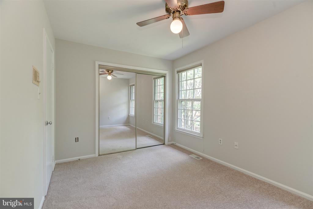 2440 S WALTER REED DRIVE 3