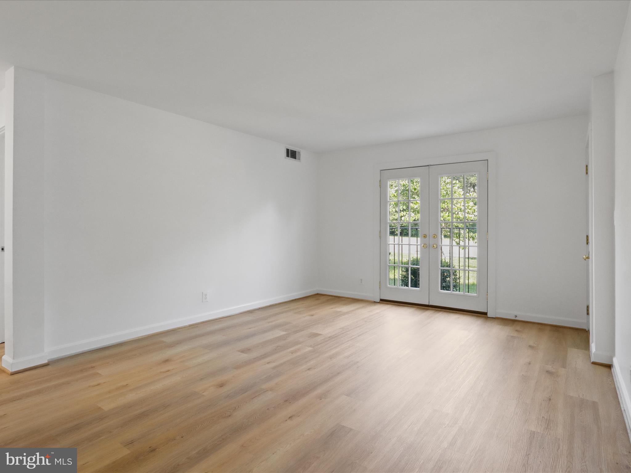 2637 S WALTER REED DRIVE C