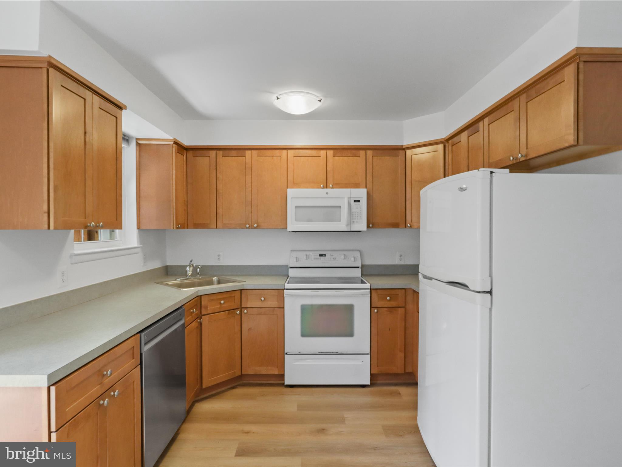 2637 S WALTER REED DRIVE C