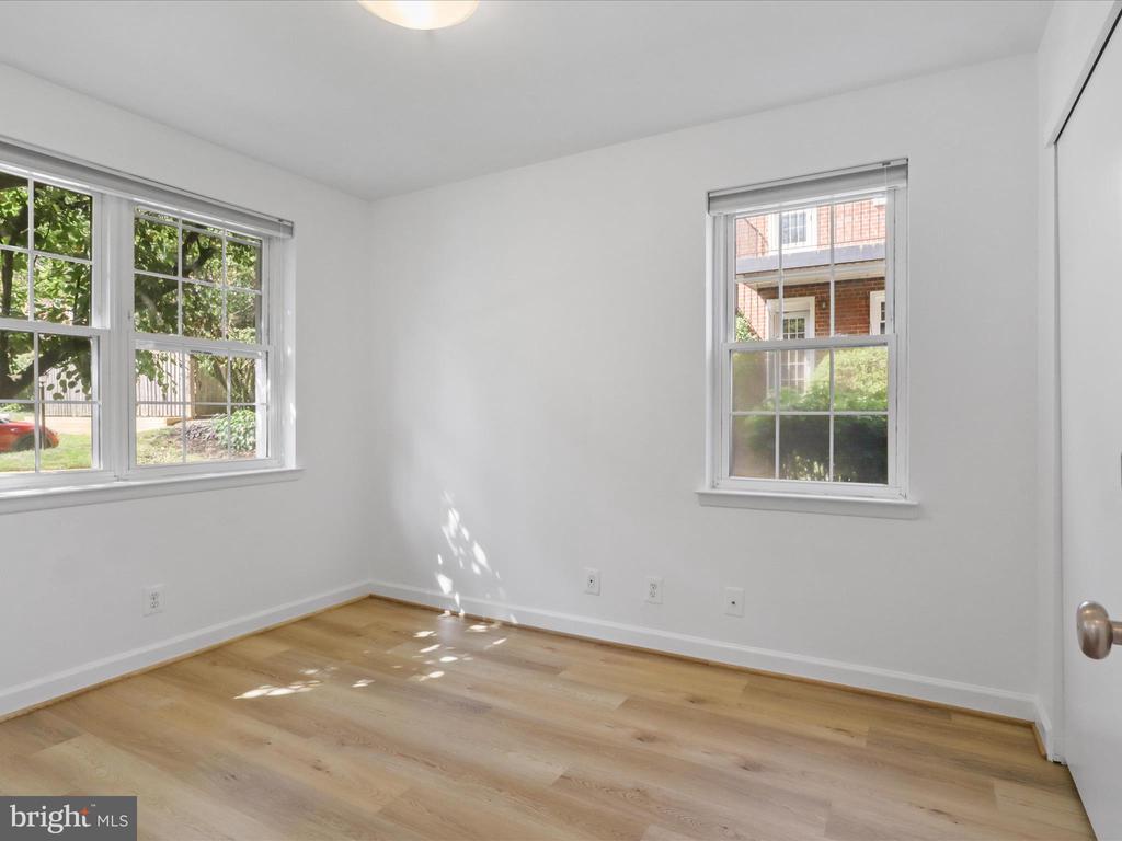 2637 S WALTER REED DRIVE C
