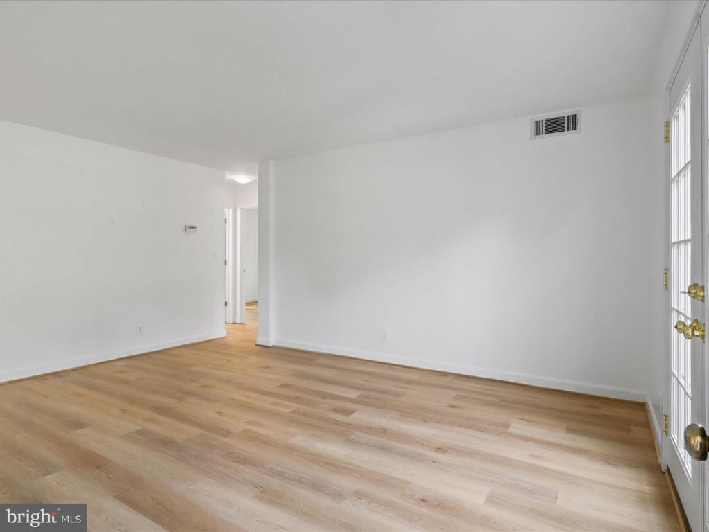 2637 S WALTER REED DRIVE C