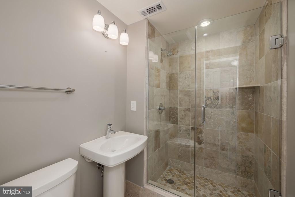 4887 35TH ROAD N