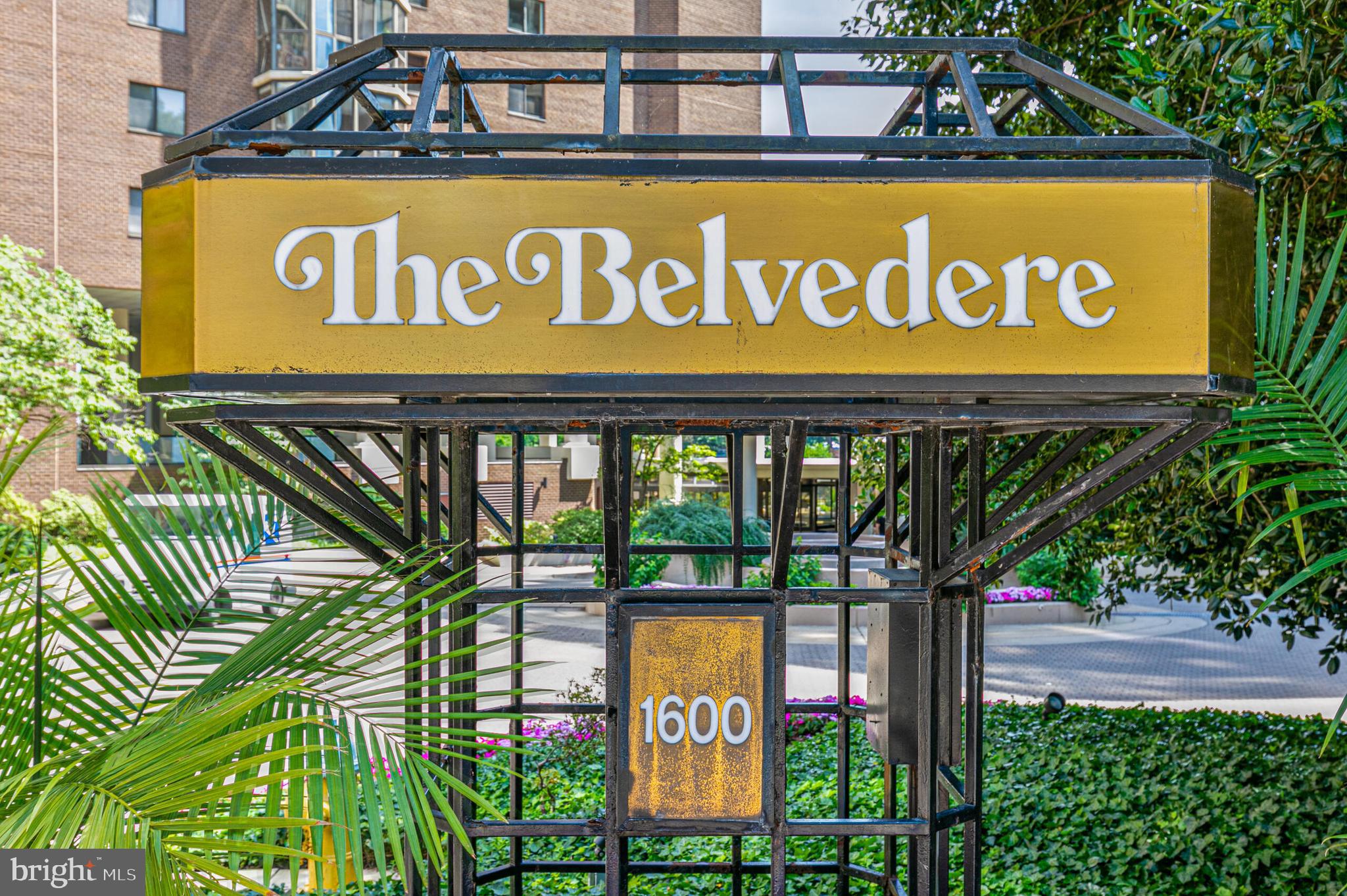 1600 N OAK STREET 1725