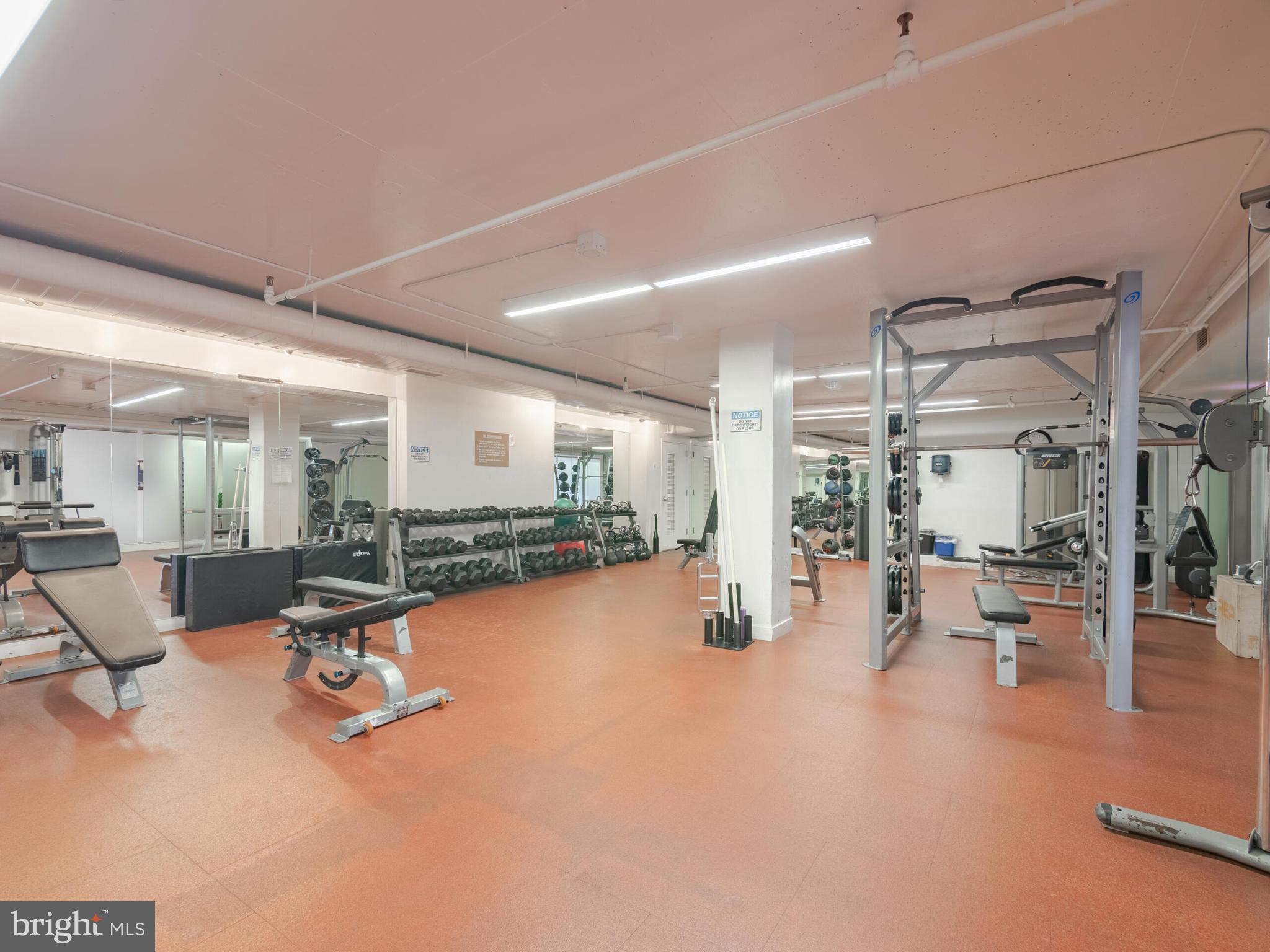 1600 N OAK STREET 1725