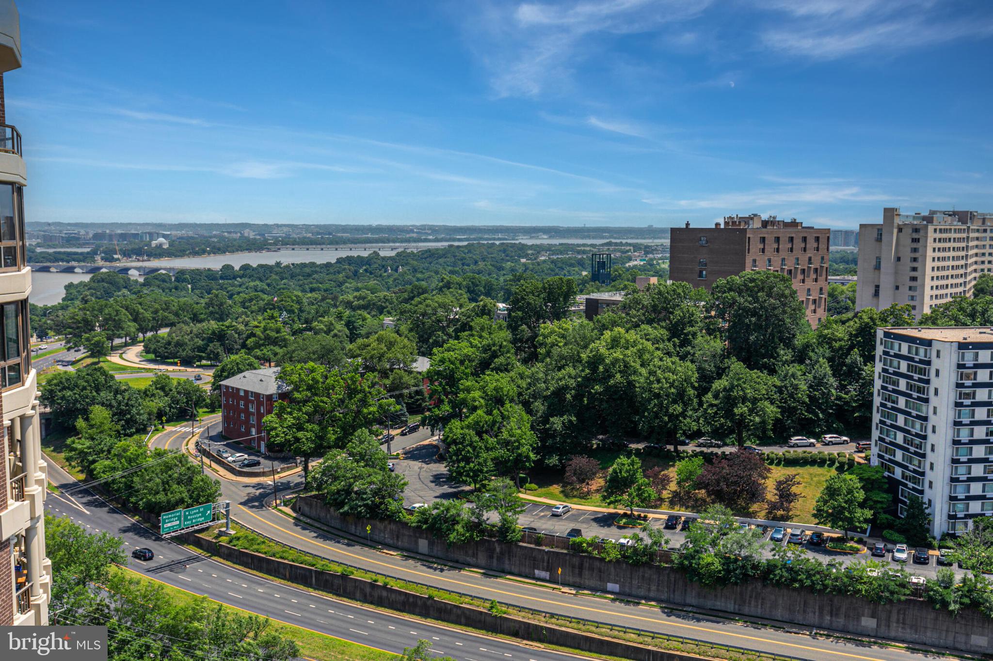 1600 N OAK STREET 1725