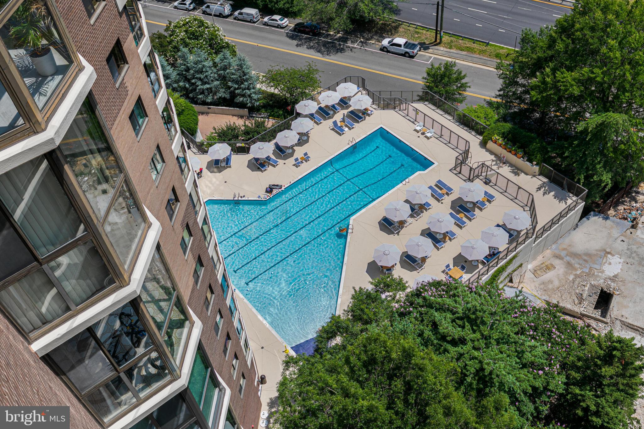 1600 N OAK STREET 1725