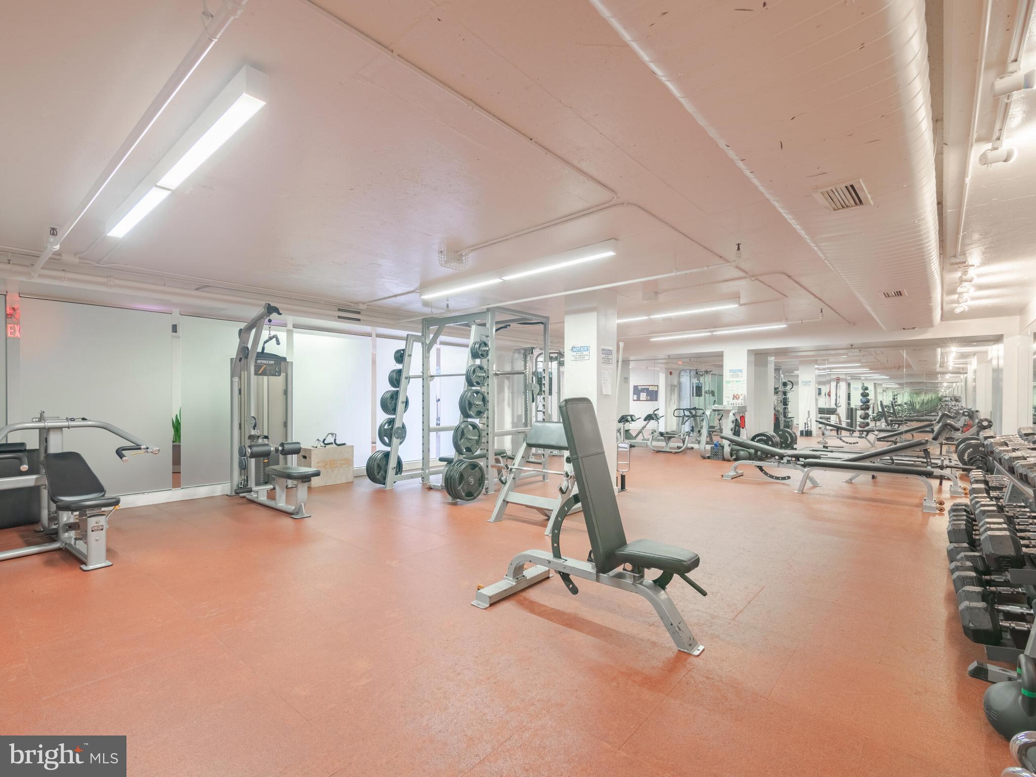 1600 N OAK STREET 1725