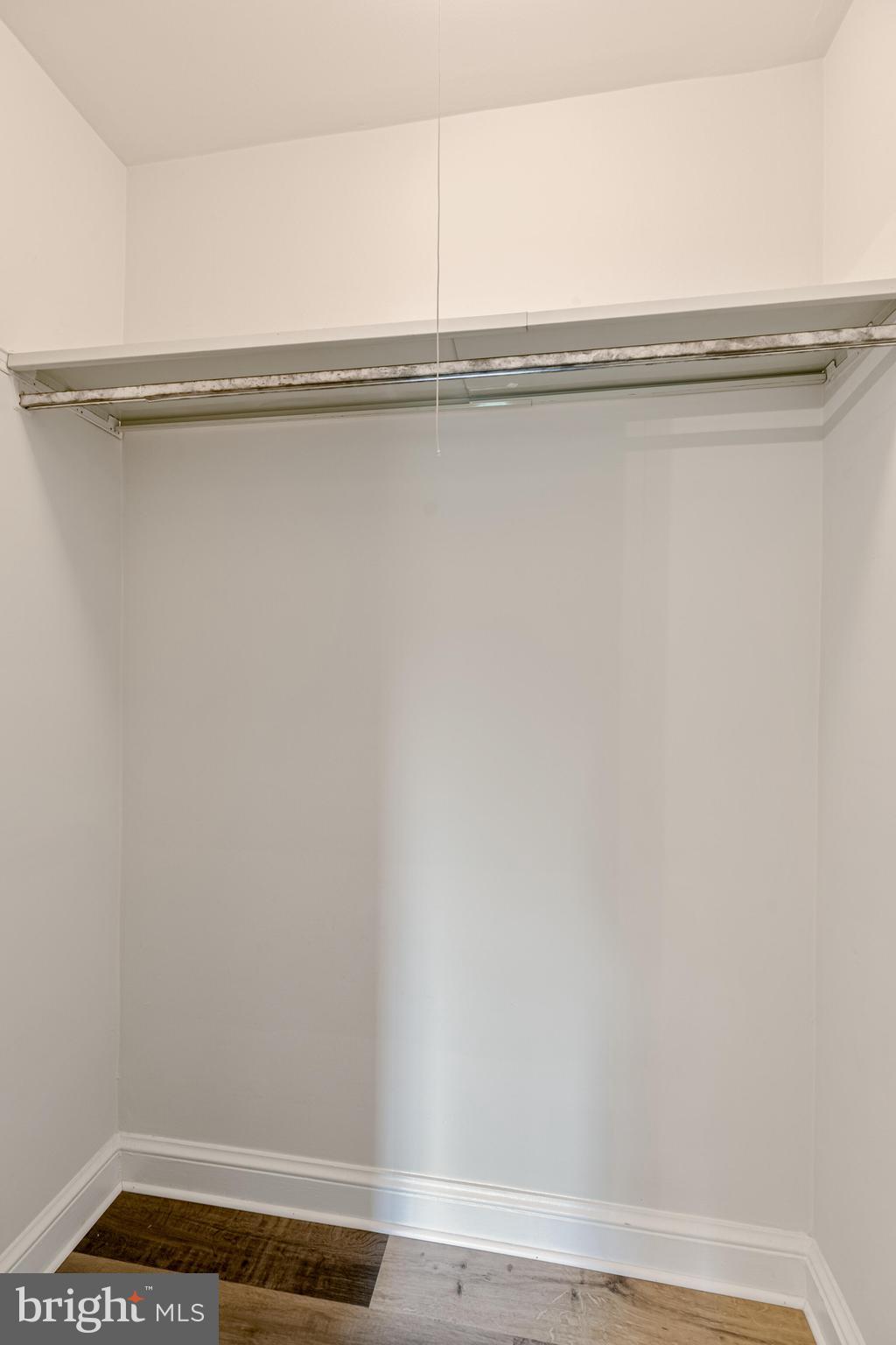 2807 ARLINGTON BOULEVARD 301