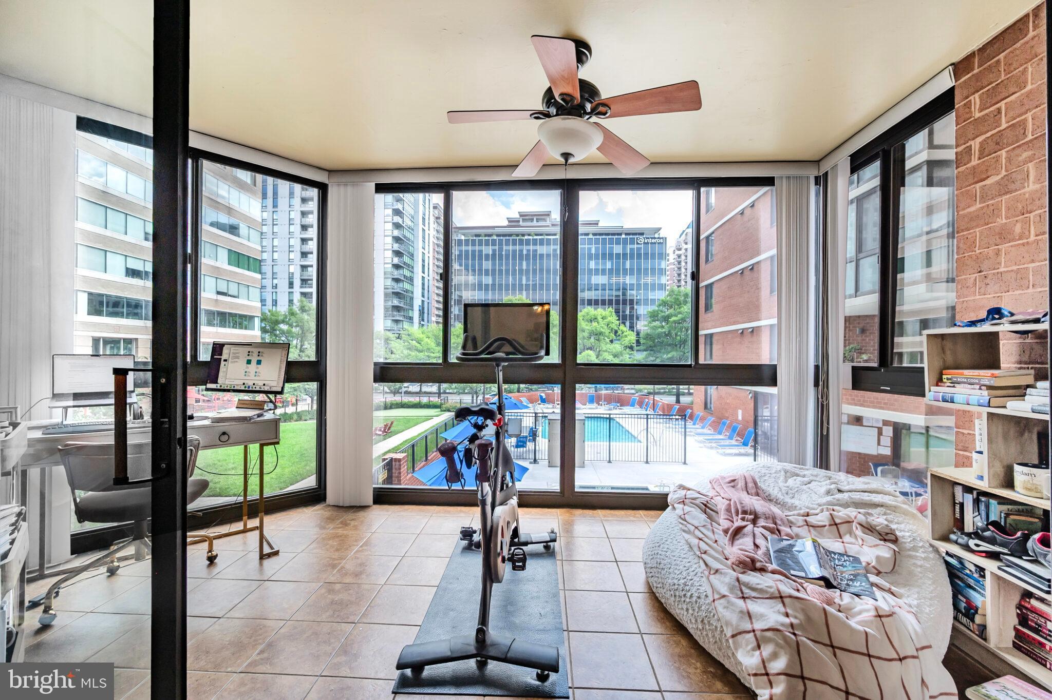 1001 N RANDOLPH STREET 212