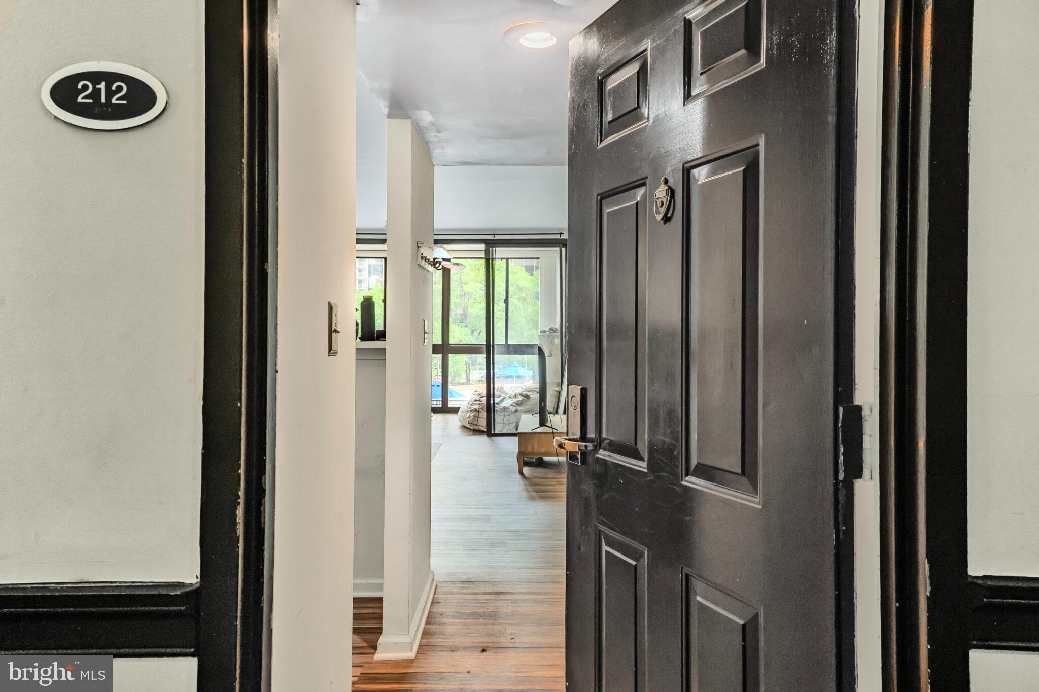 1001 N RANDOLPH STREET 212