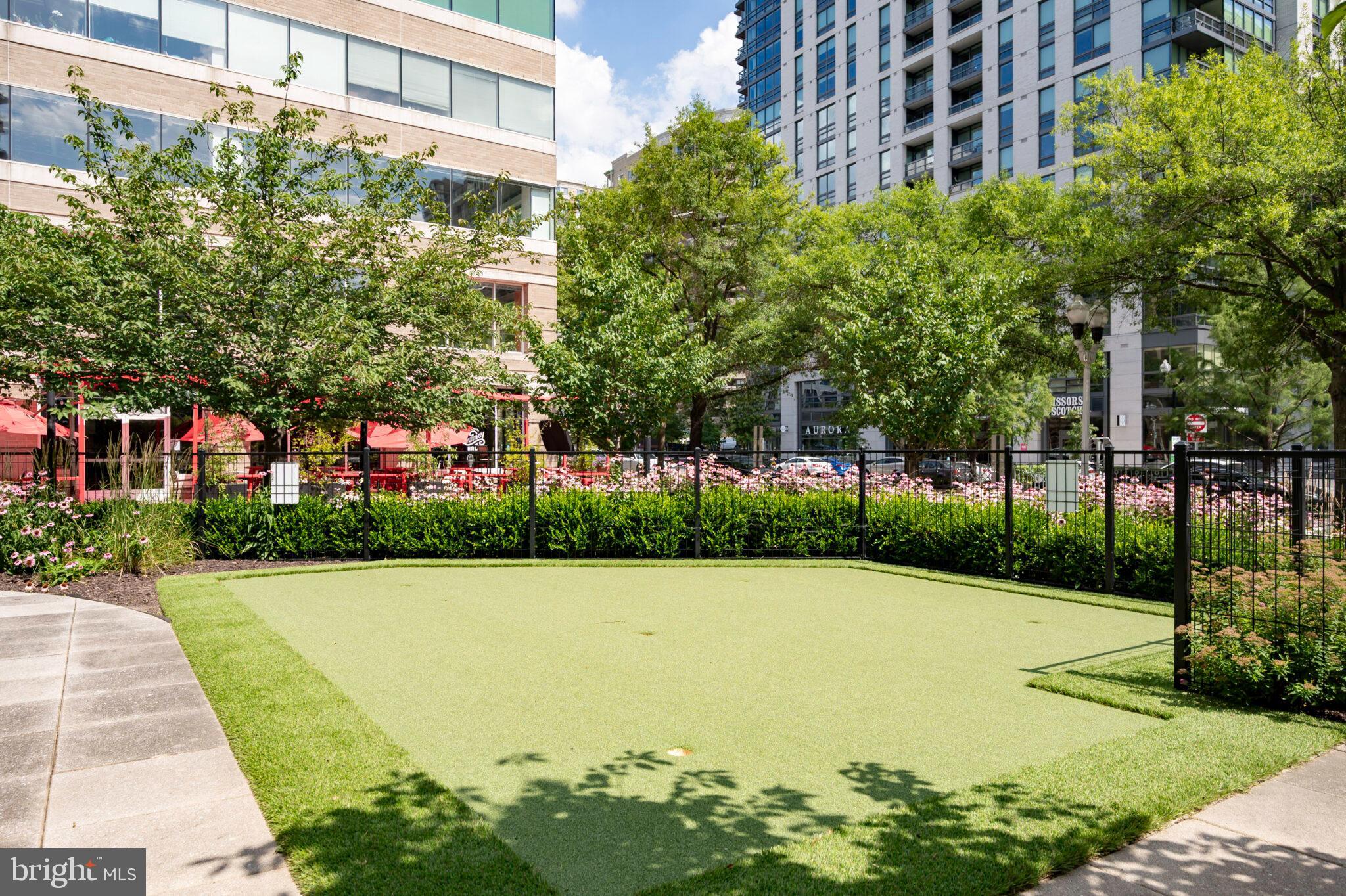 1001 N RANDOLPH STREET 212