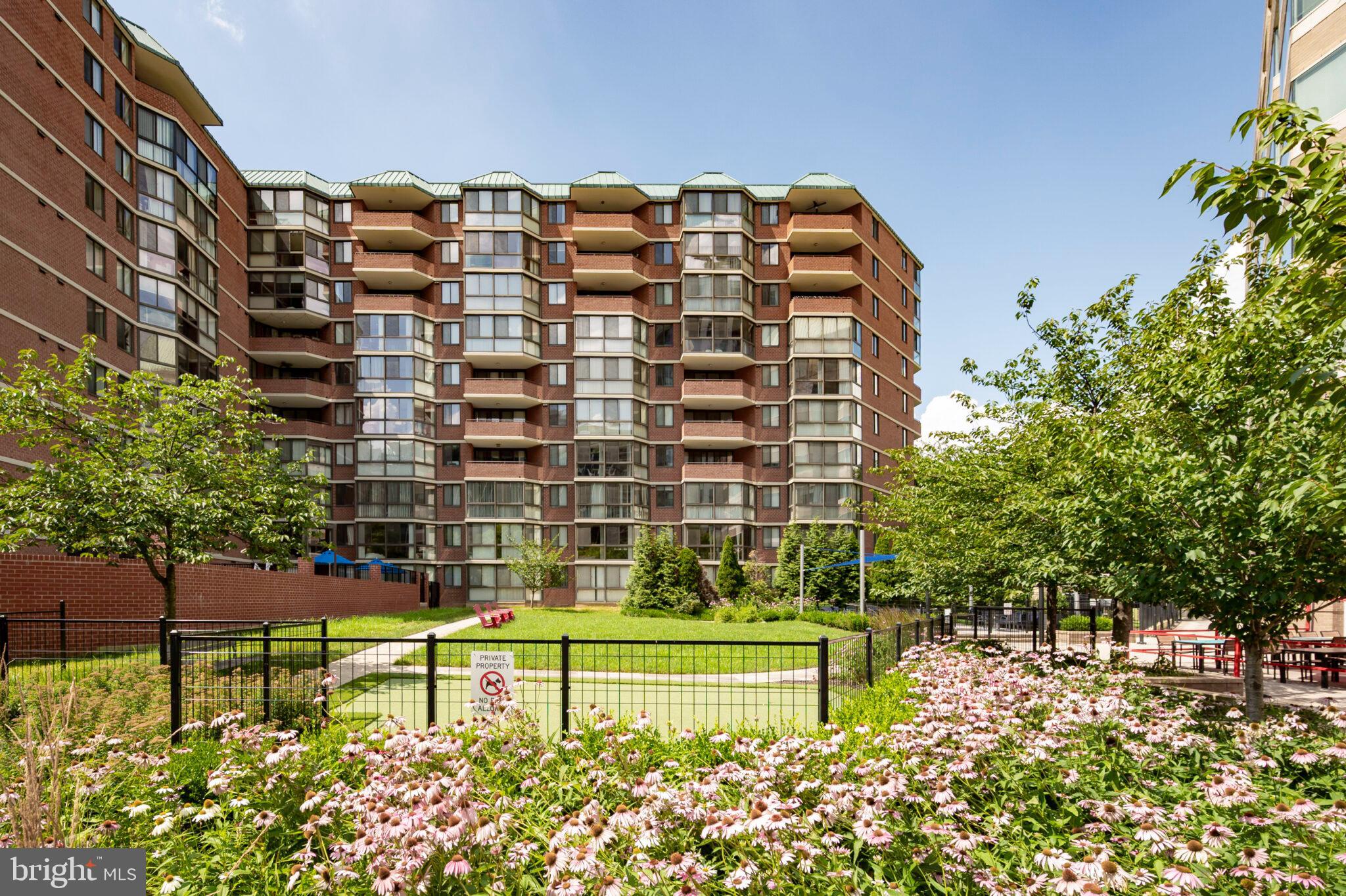 1001 N RANDOLPH STREET 212