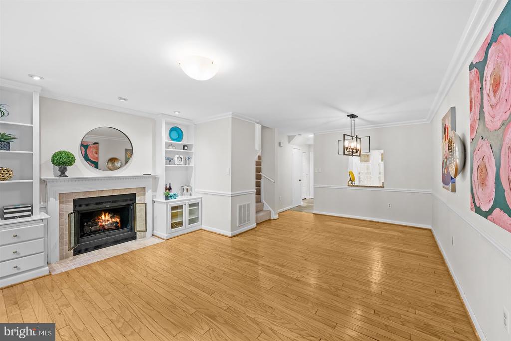 4415 7TH STREET N