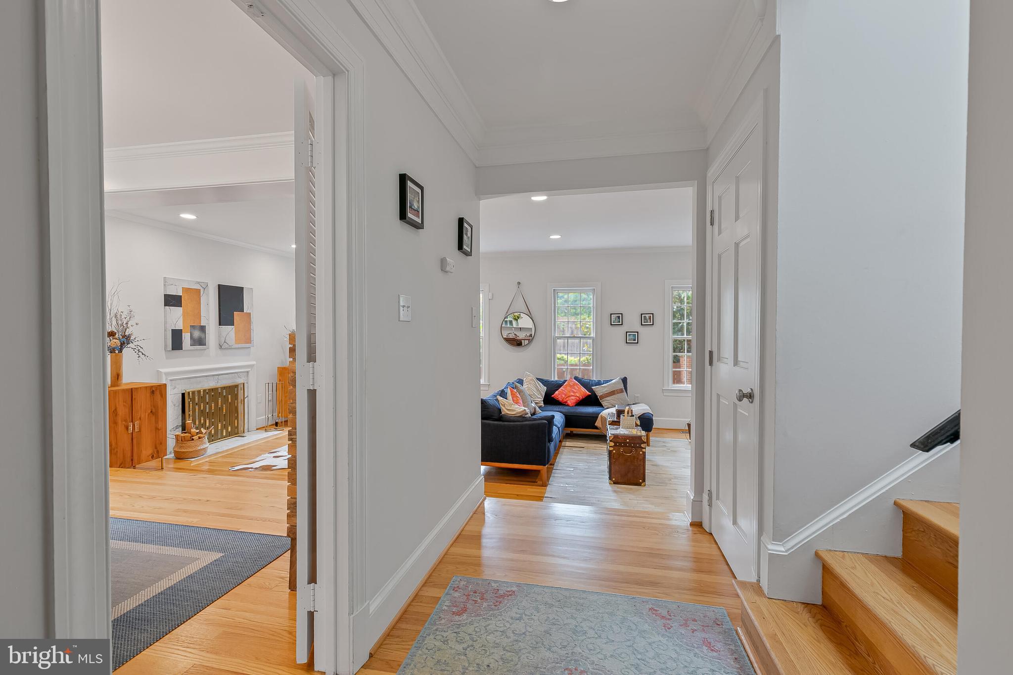 1340 N LYNNBROOK DRIVE