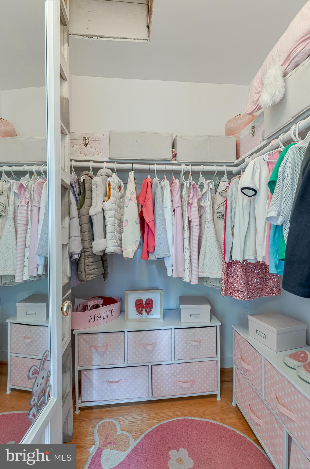 1340 N LYNNBROOK DRIVE