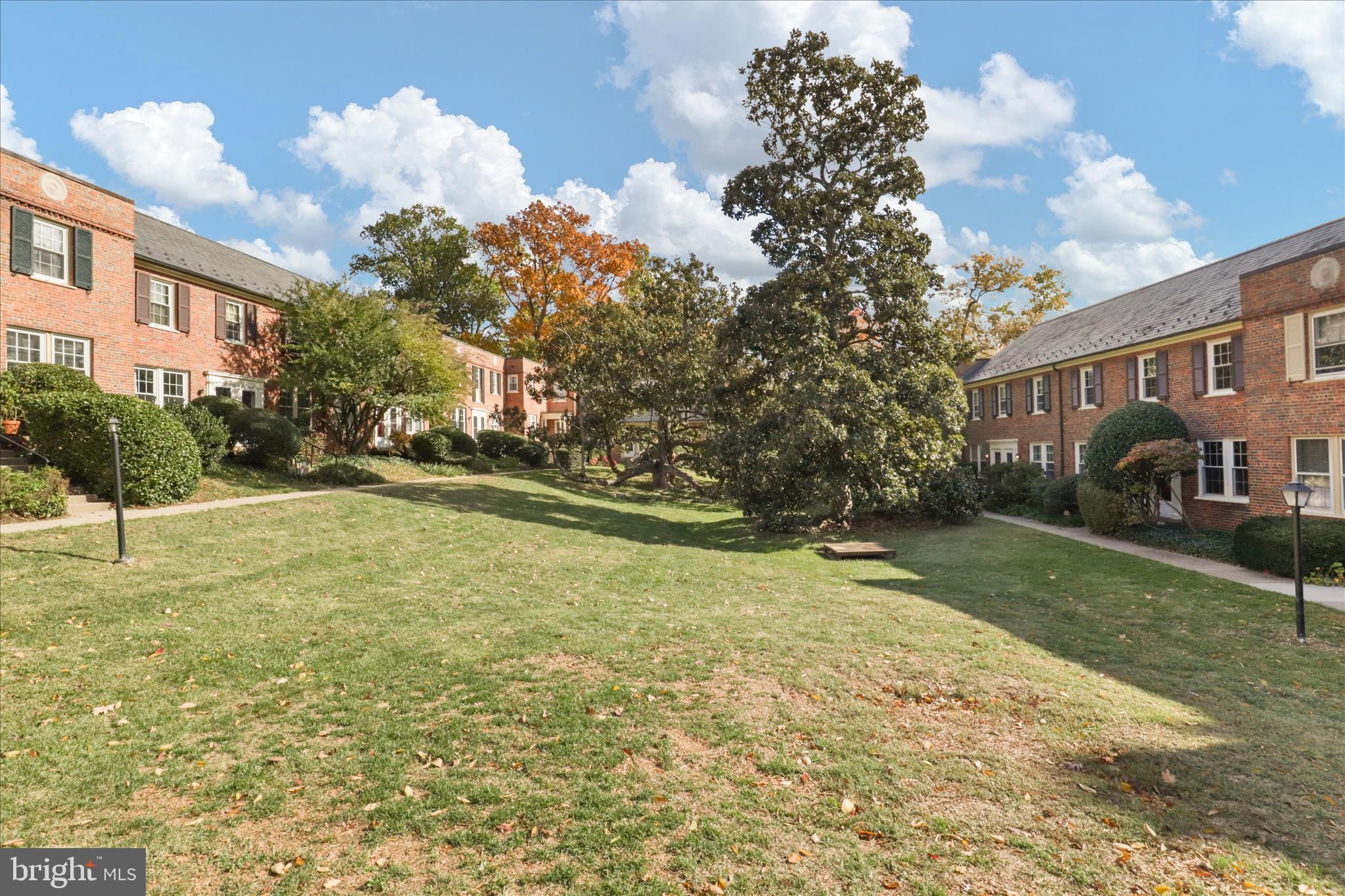 1401 S BARTON STREET 231