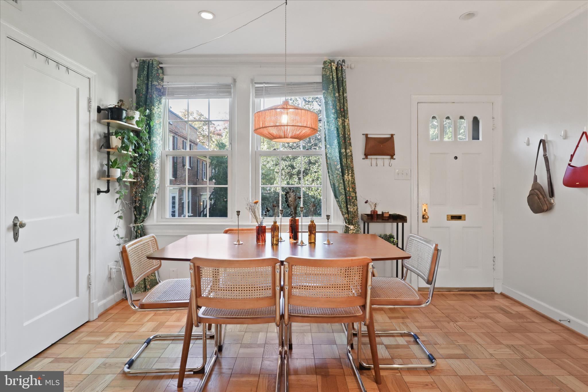 1401 S BARTON STREET 231