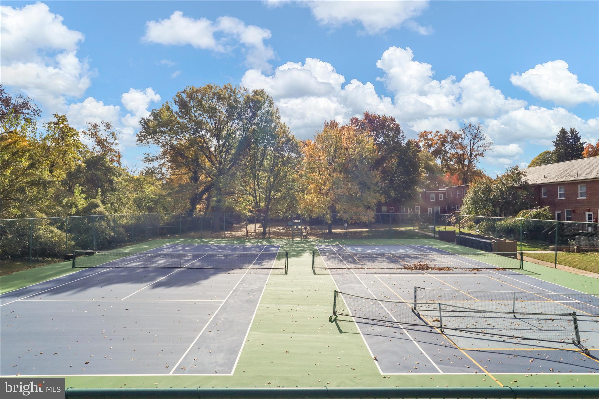 1401 S BARTON STREET 231