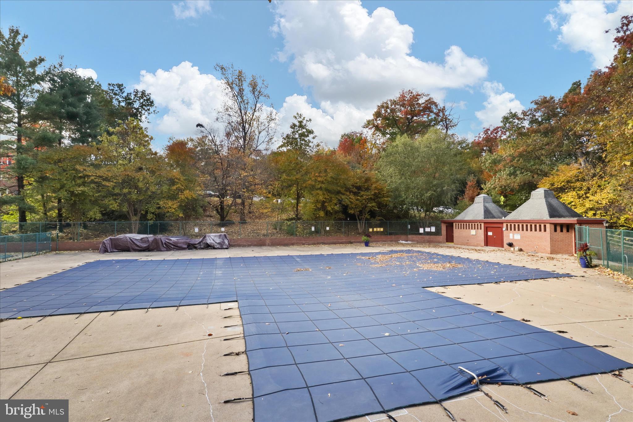 1401 S BARTON STREET 231