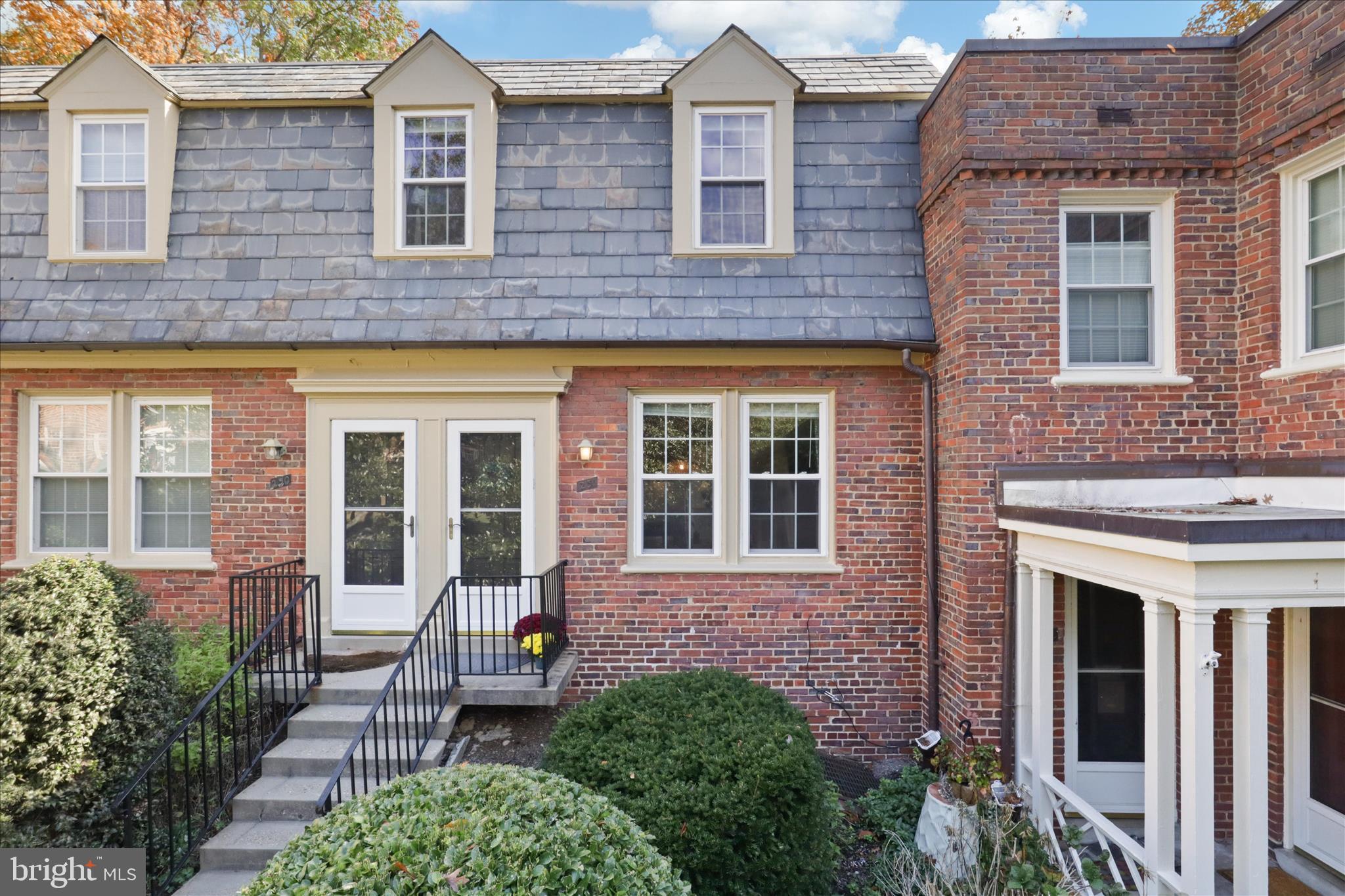 1401 S BARTON STREET 231