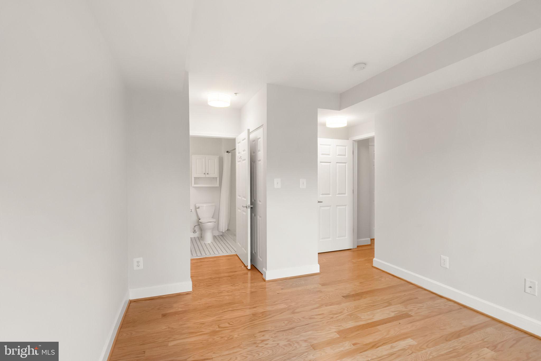 231 N THOMAS STREET 105