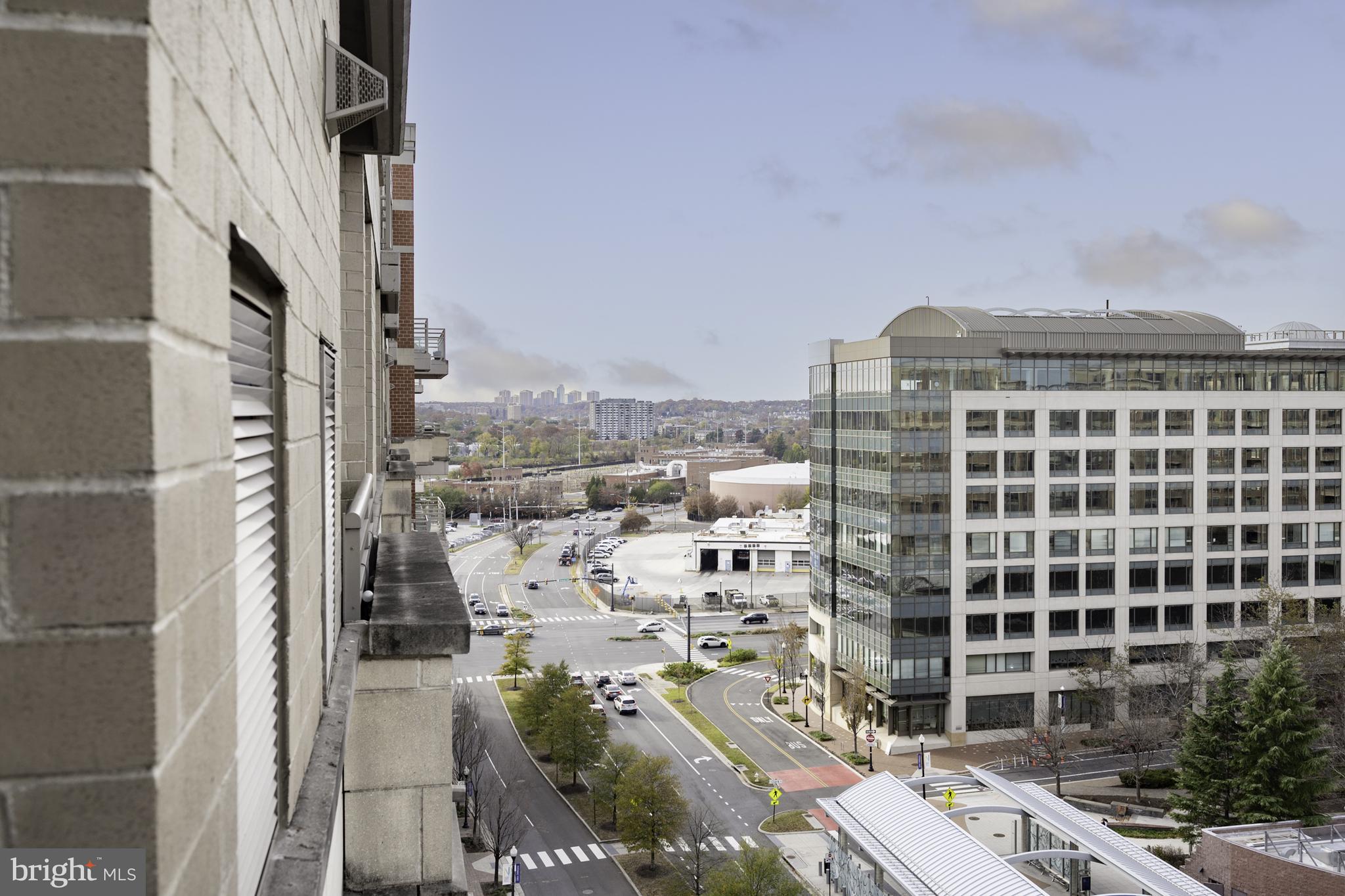 3600 S GLEBE ROAD 516W