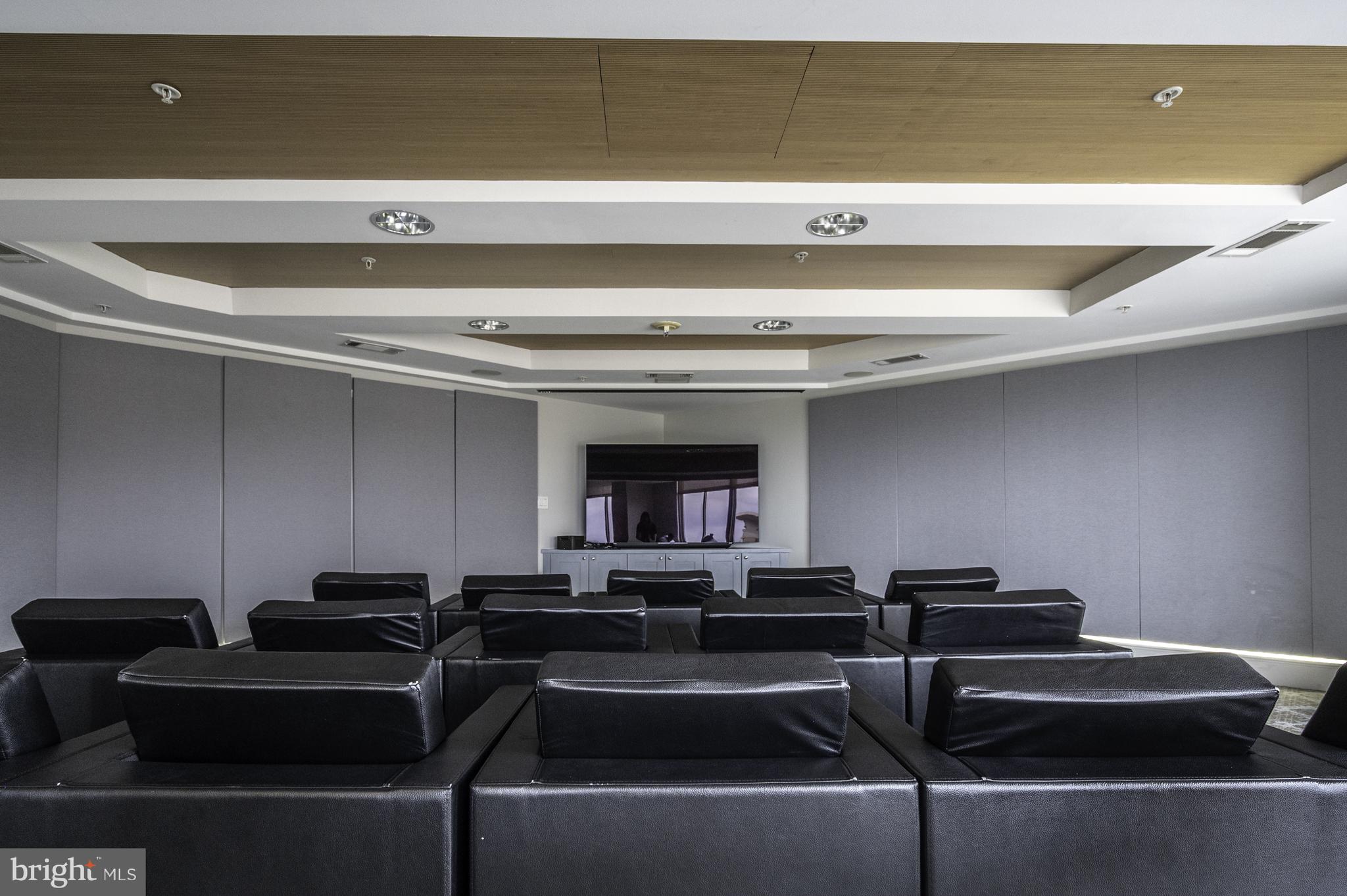 3600 S GLEBE ROAD 516W