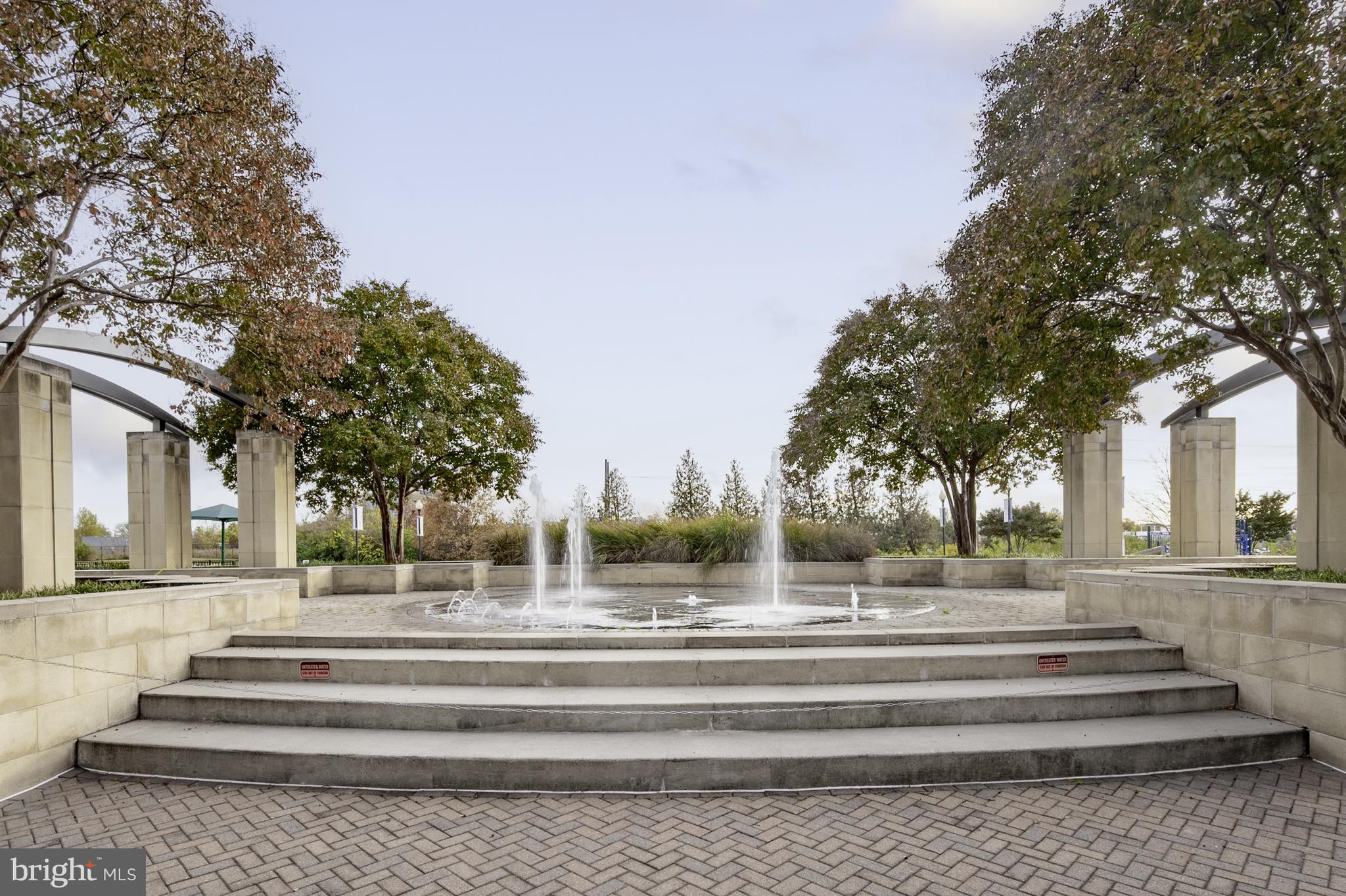 3600 S GLEBE ROAD 516W