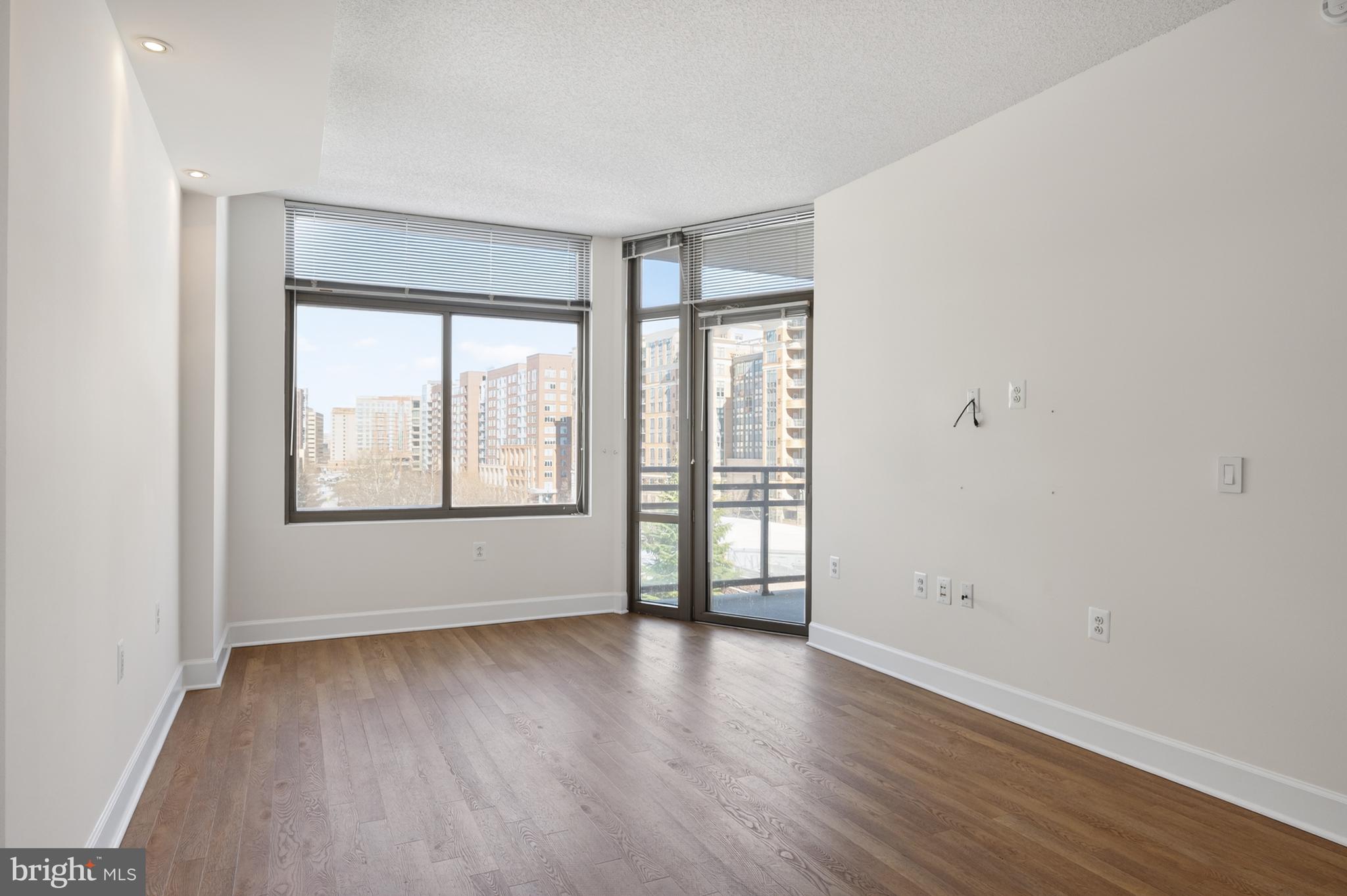 3600 S GLEBE ROAD 516W