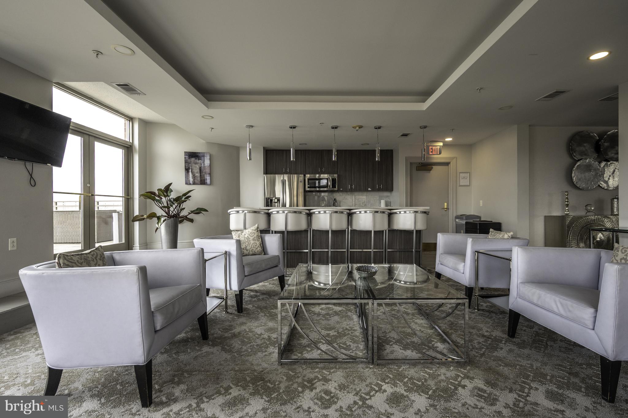 3600 S GLEBE ROAD 516W