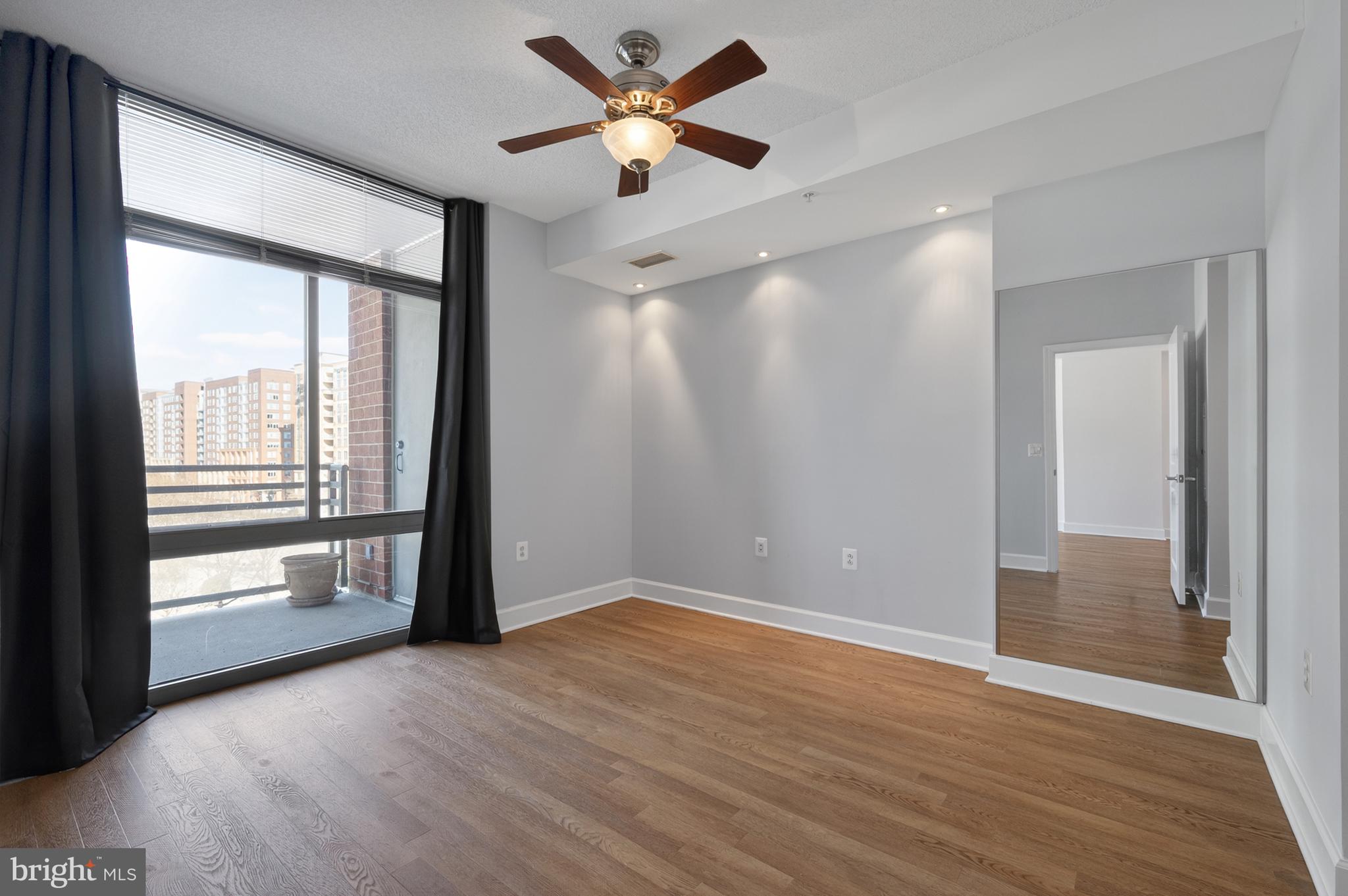 3600 S GLEBE ROAD 516W