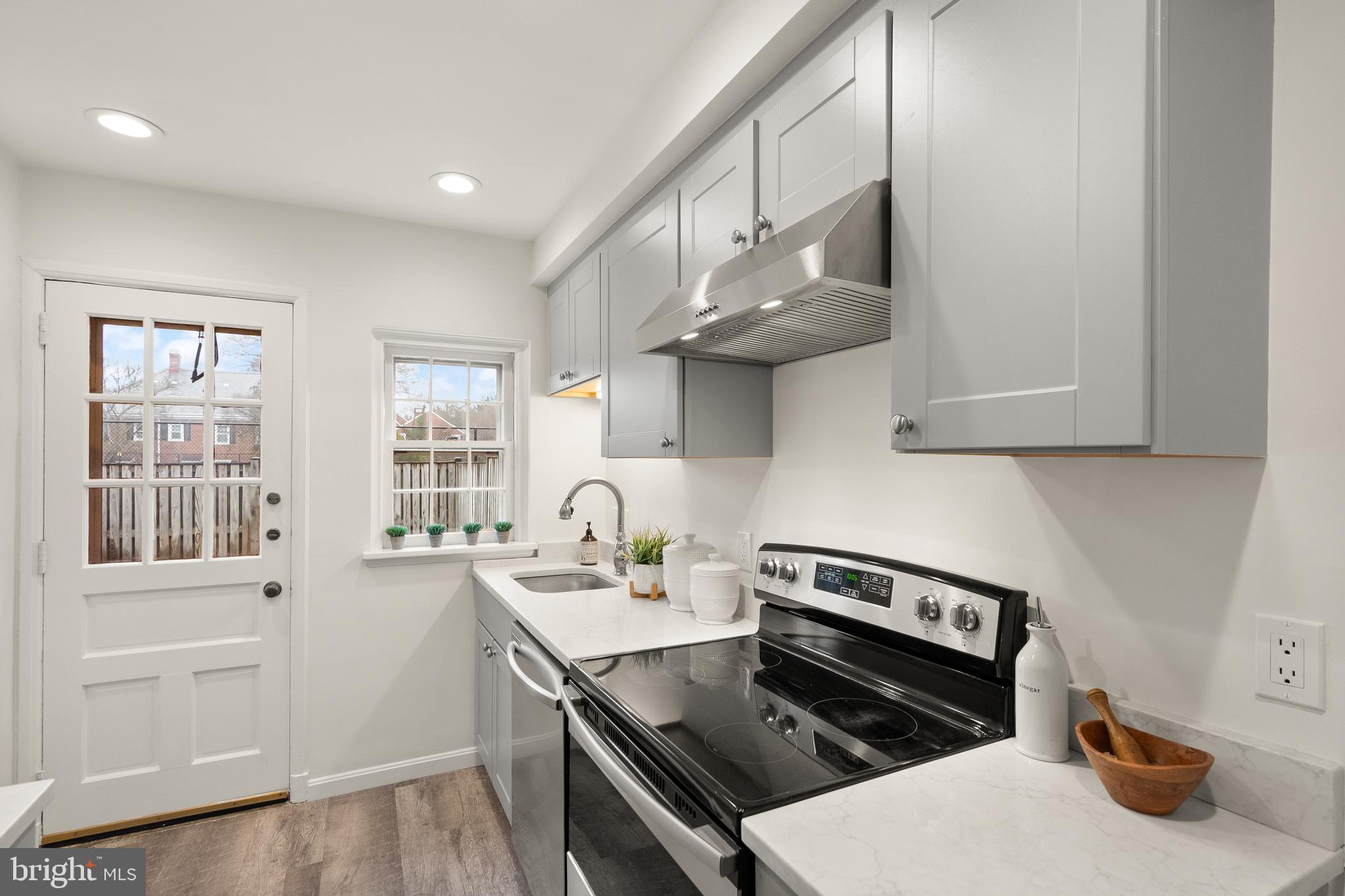 3513 S STAFFORD STREET A