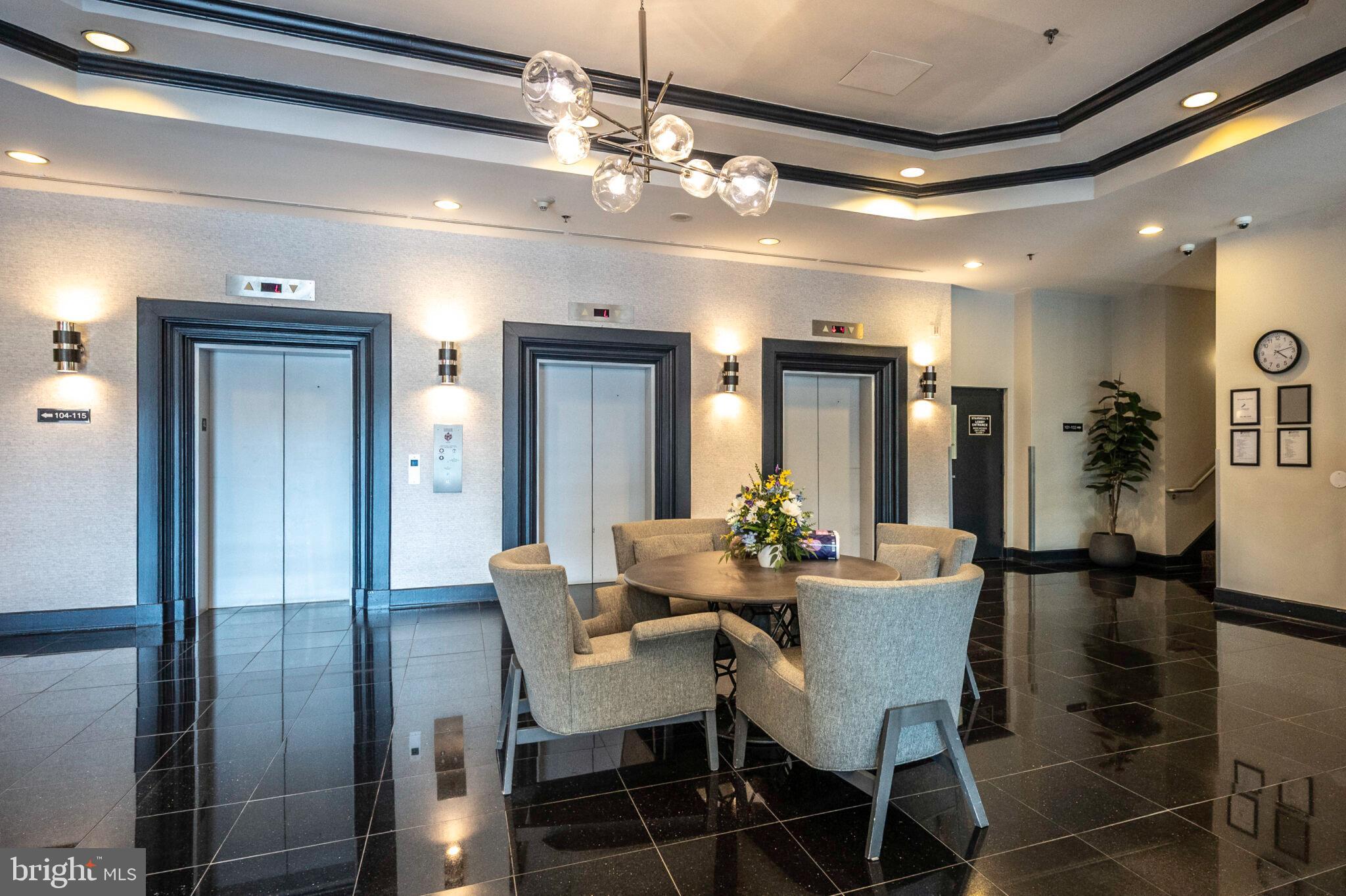 1001 N RANDOLPH STREET 212