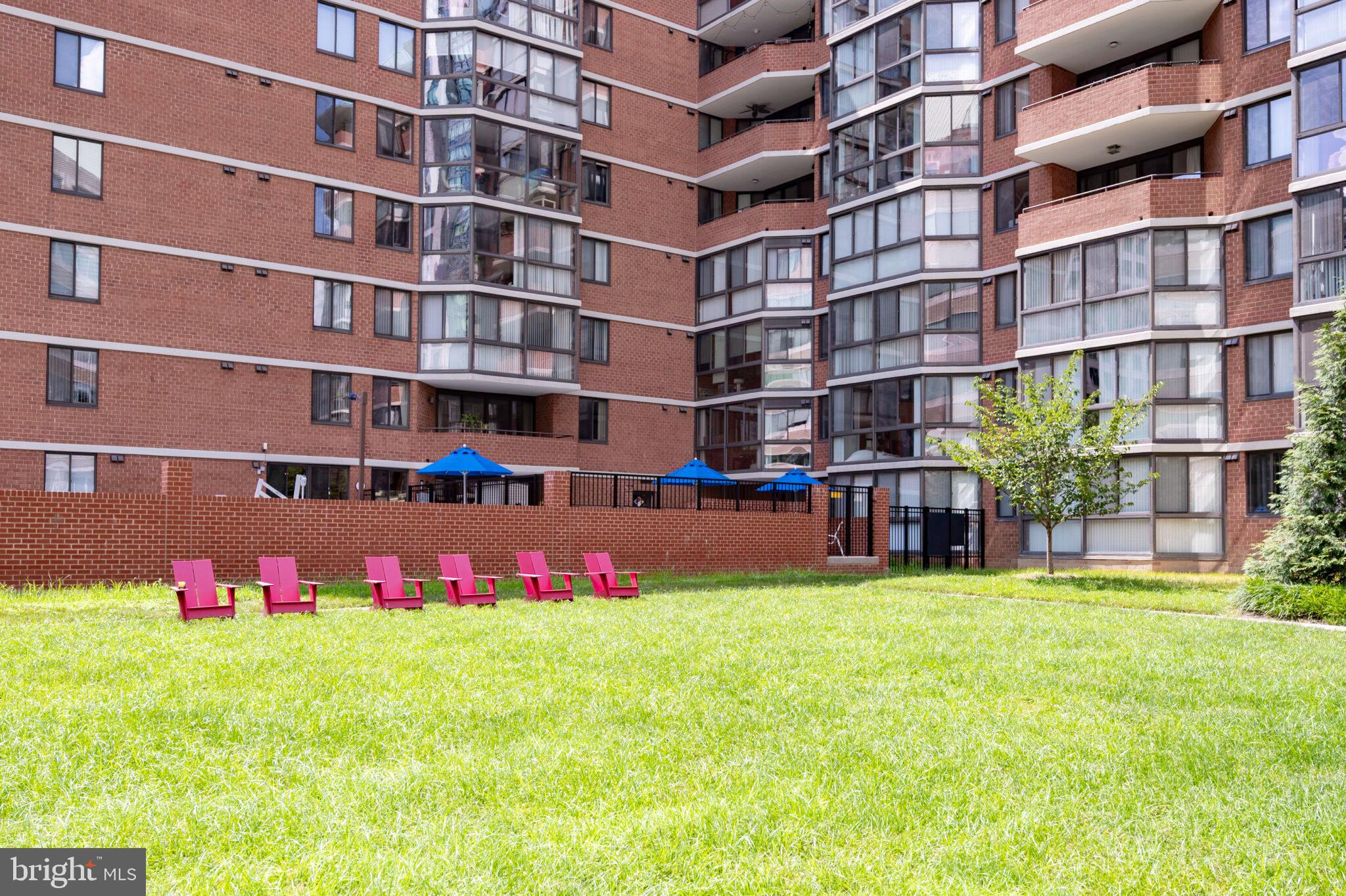 1001 N RANDOLPH STREET 212