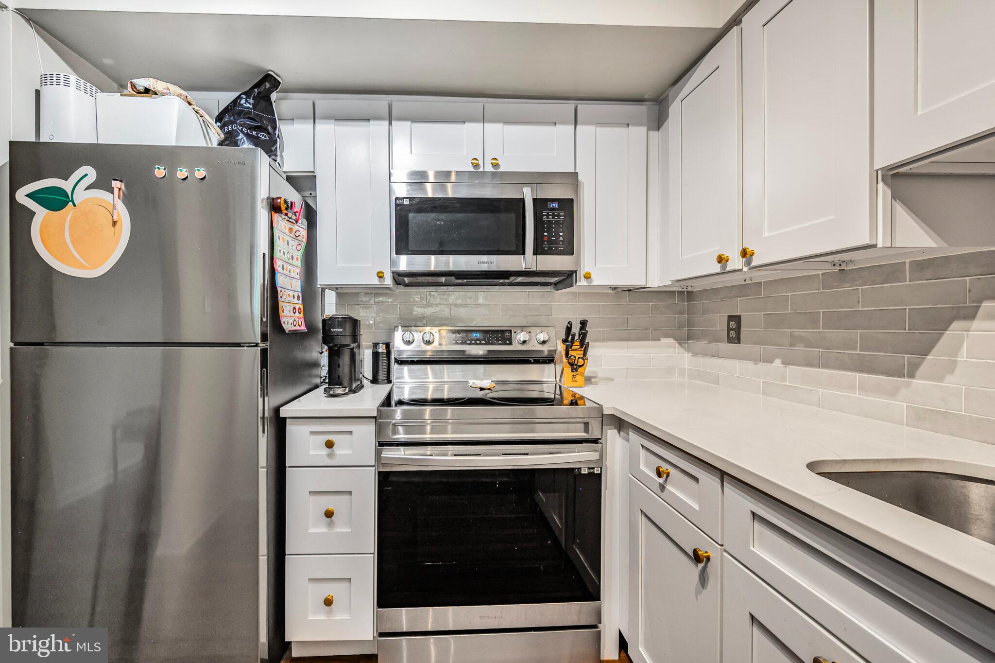 1001 N RANDOLPH STREET 212