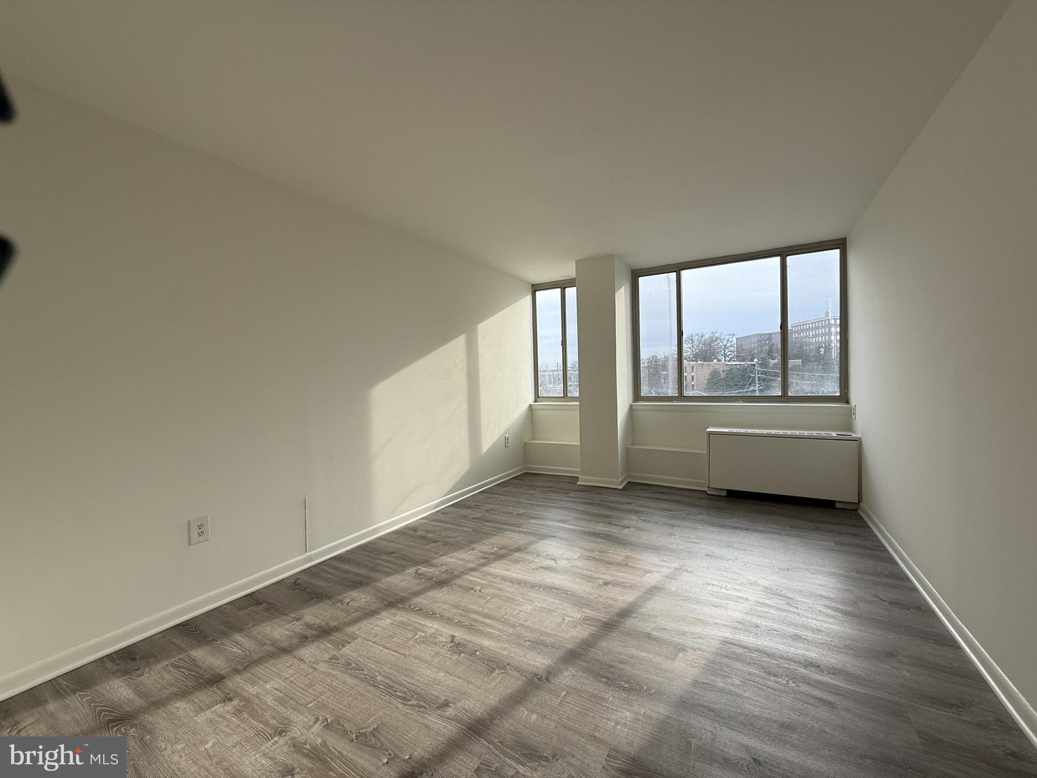 5565 COLUMBIA PIKE 411