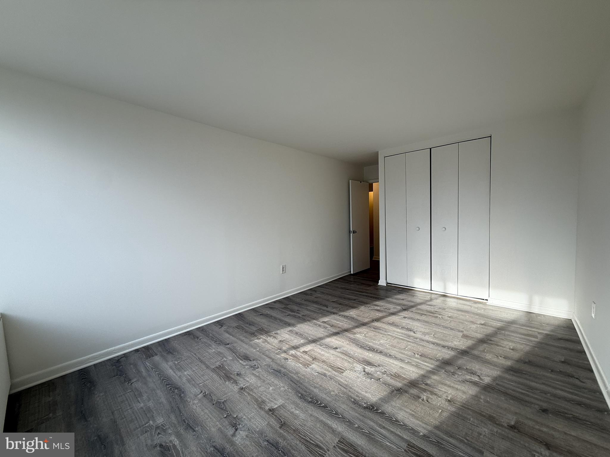 5565 COLUMBIA PIKE 411