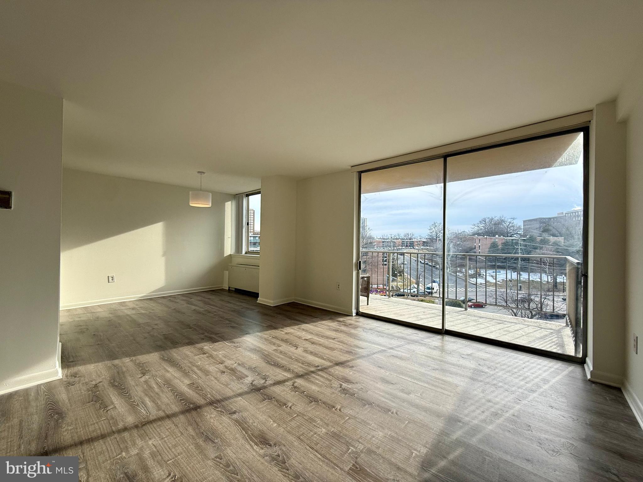 5565 COLUMBIA PIKE 411