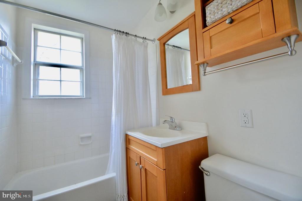 4621 28TH ROAD A S A