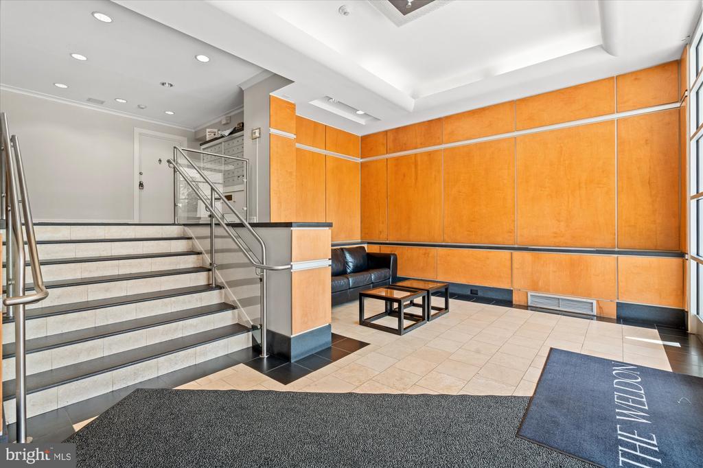 1730 ARLINGTON BOULEVARD Unit: 4