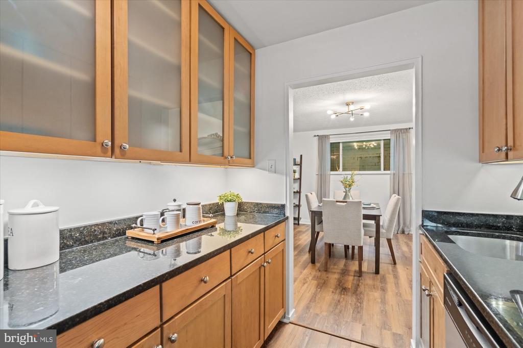 1730 ARLINGTON BOULEVARD Unit: 4