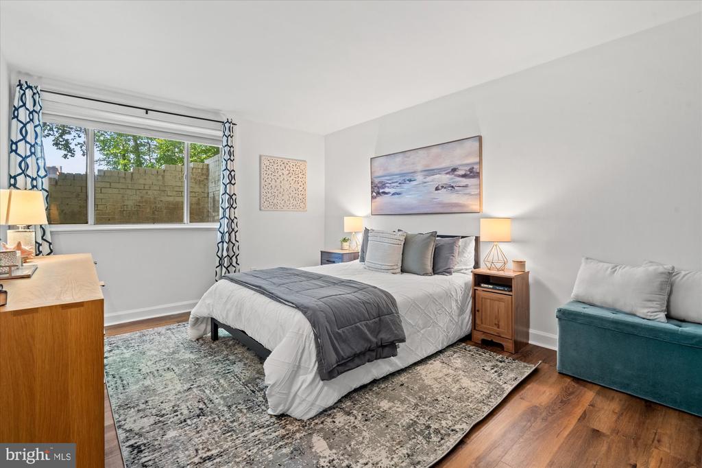 1730 ARLINGTON BOULEVARD Unit: 4