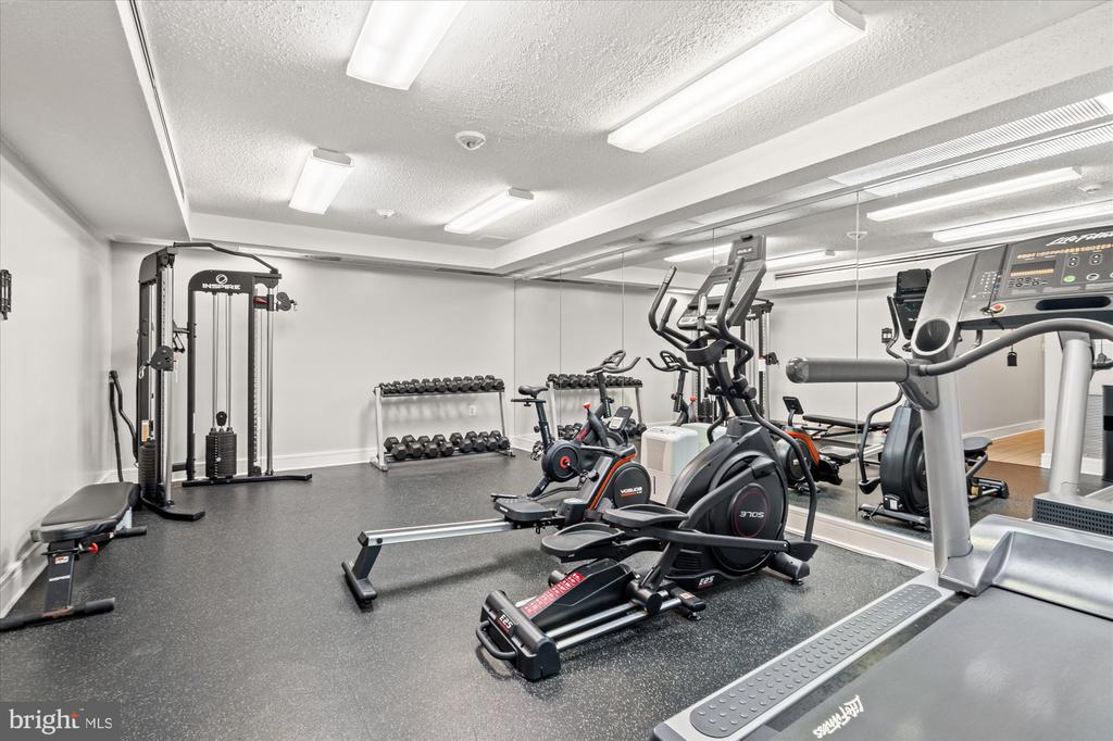1730 ARLINGTON BOULEVARD Unit: 4