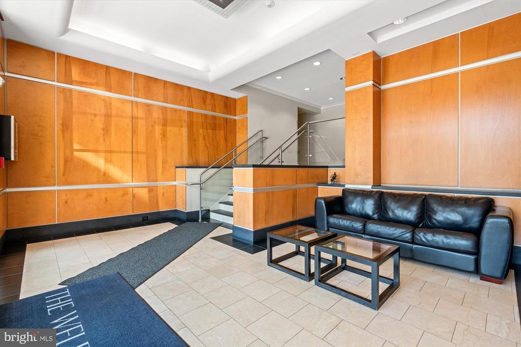 1730 ARLINGTON BOULEVARD Unit: 4