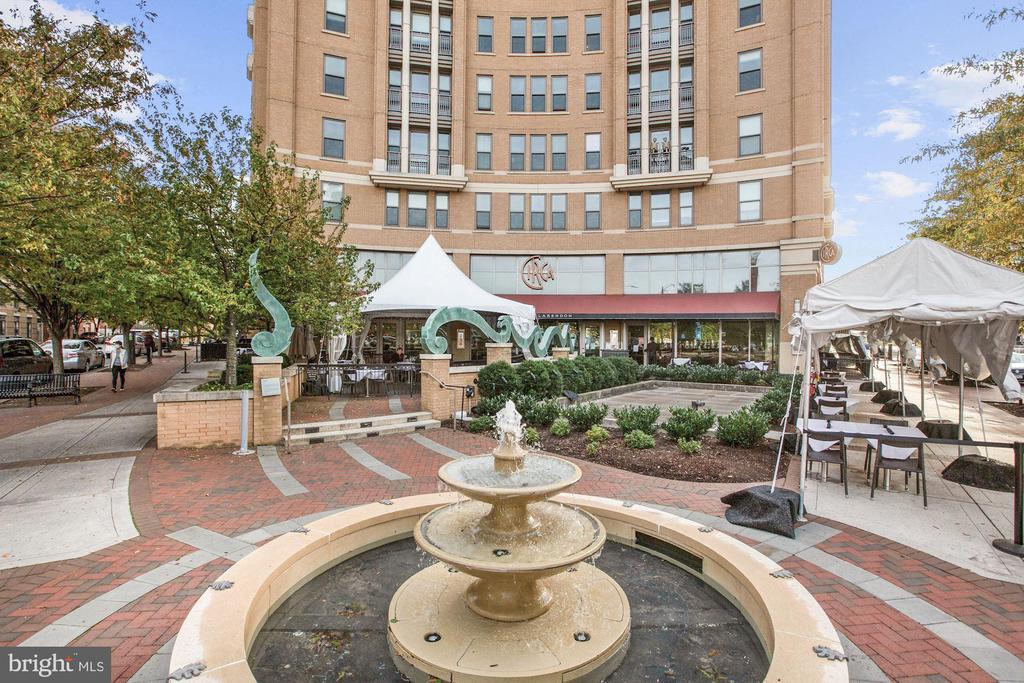1762 N RHODES STREET Unit: 6-354