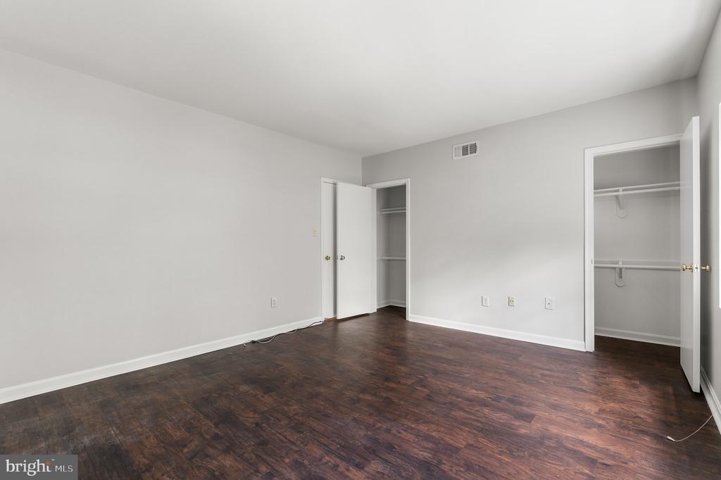 1762 N RHODES STREET Unit: 6-354