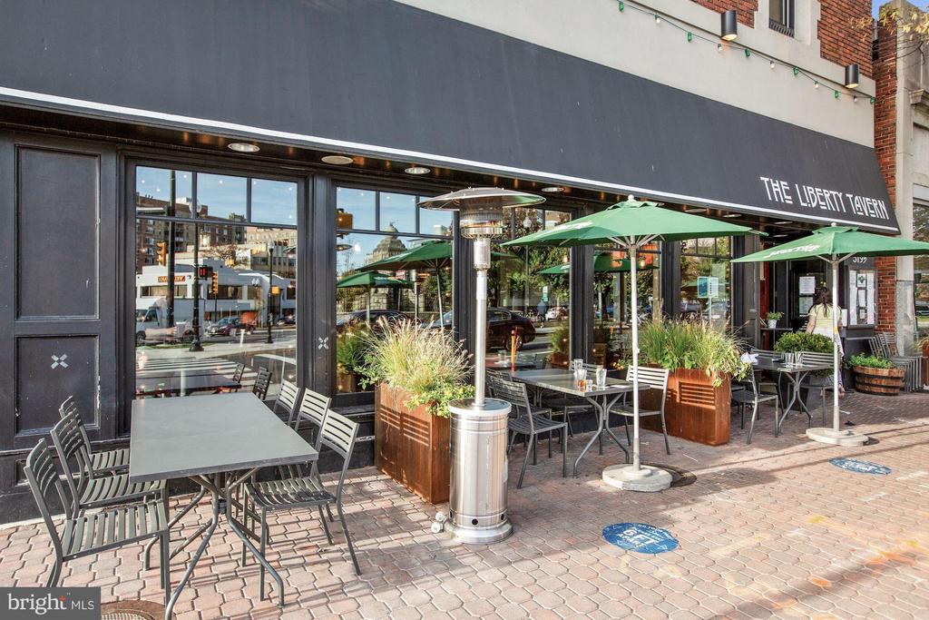 1762 N RHODES STREET Unit: 6-354